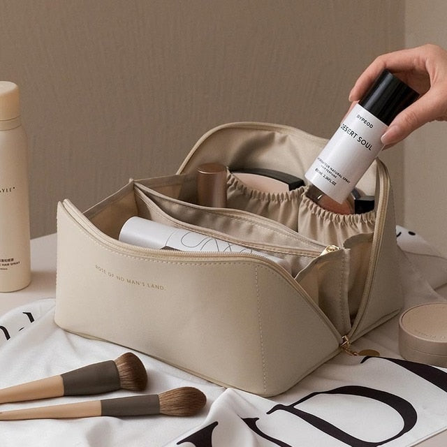 ENDLESS COSMETIC BAG